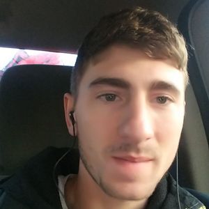 Meet your Posher, Aaron